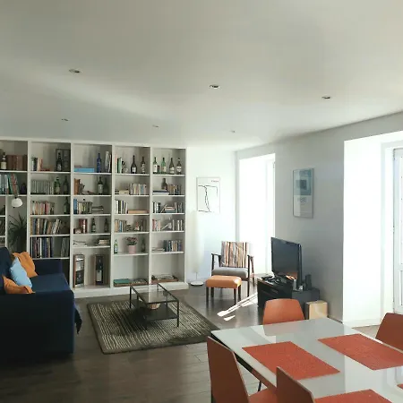 Ferragial Apartment *