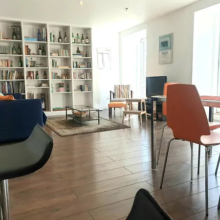 Apartment Ferragial Lissabon